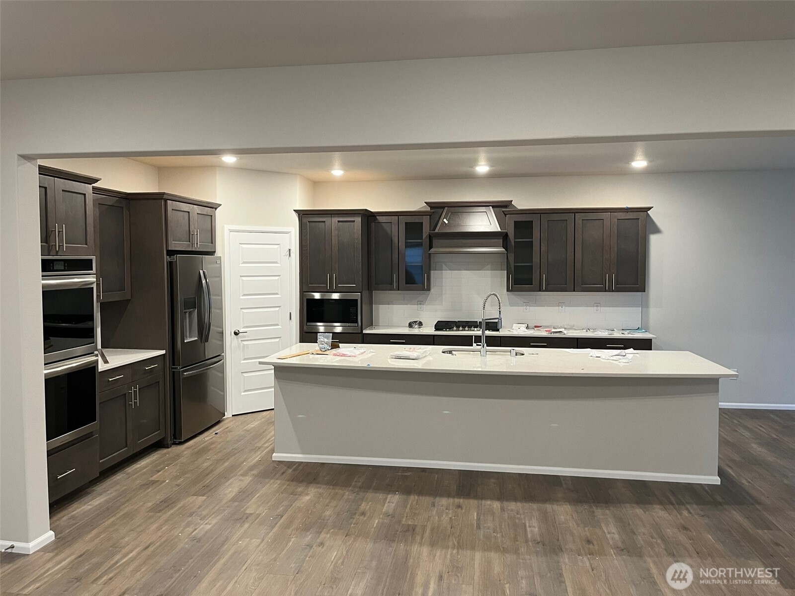 949 121st Ave SE , Lake Stevens, WA 98258