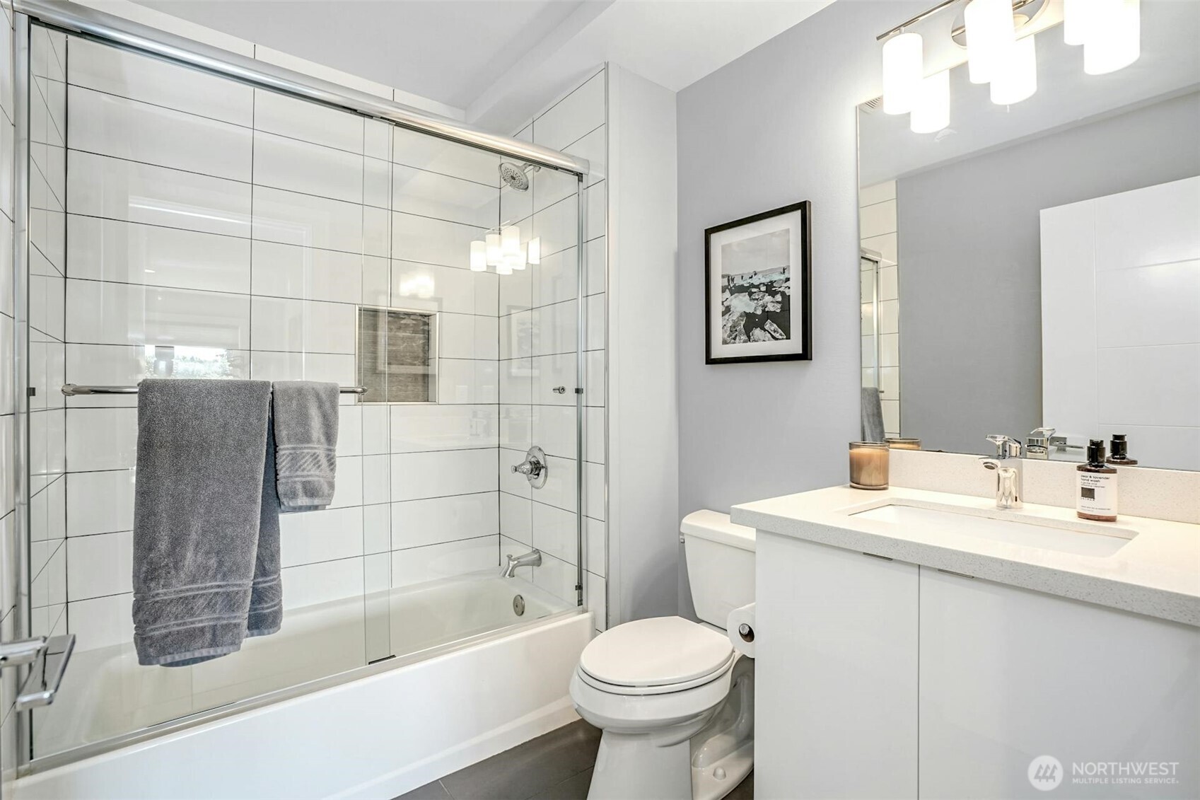 6065 NE 135th Street , Kirkland, WA 98034-1625