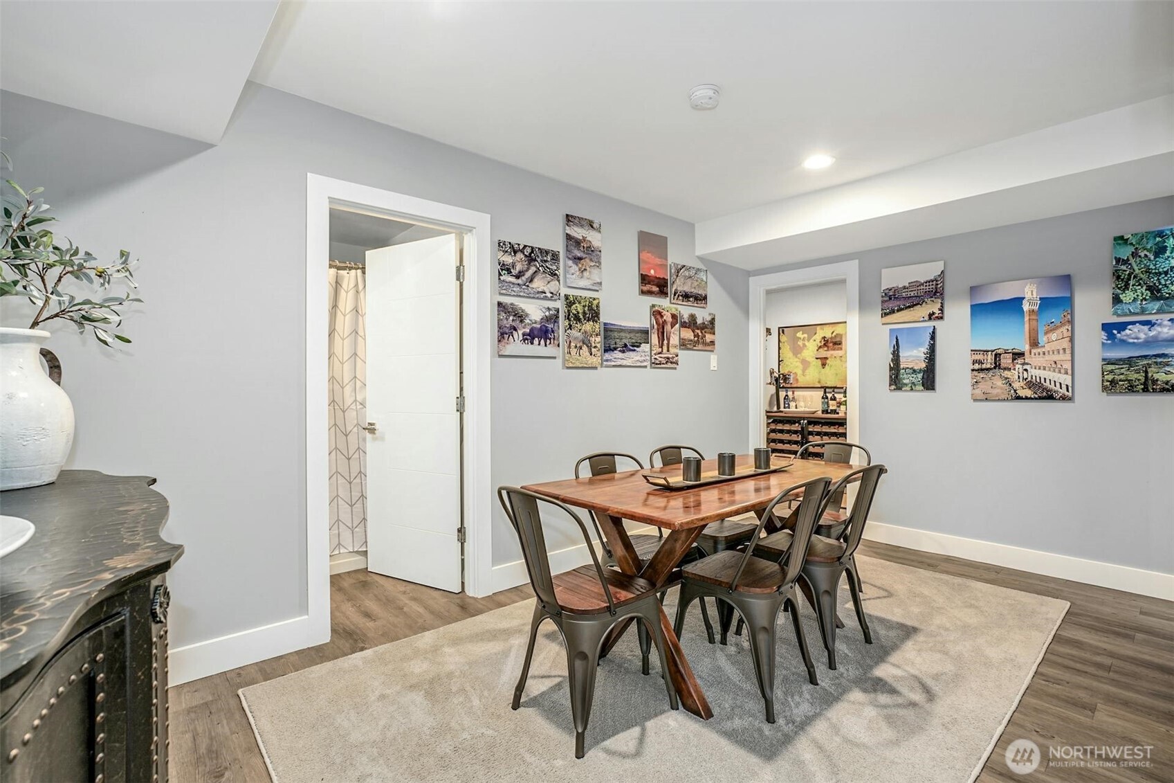 6065 NE 135th Street , Kirkland, WA 98034-1625