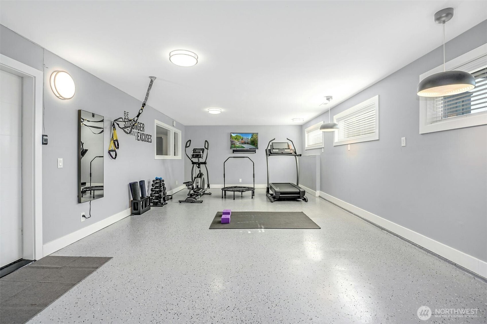 6065 NE 135th Street , Kirkland, WA 98034-1625