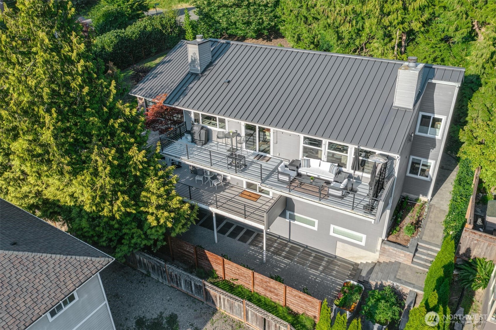 6065 NE 135th Street , Kirkland, WA 98034-1625