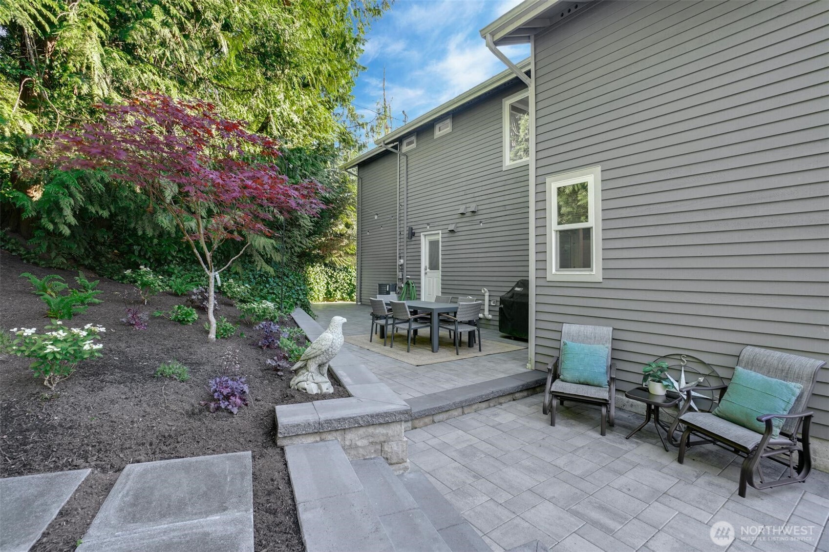 6065 NE 135th Street , Kirkland, WA 98034-1625