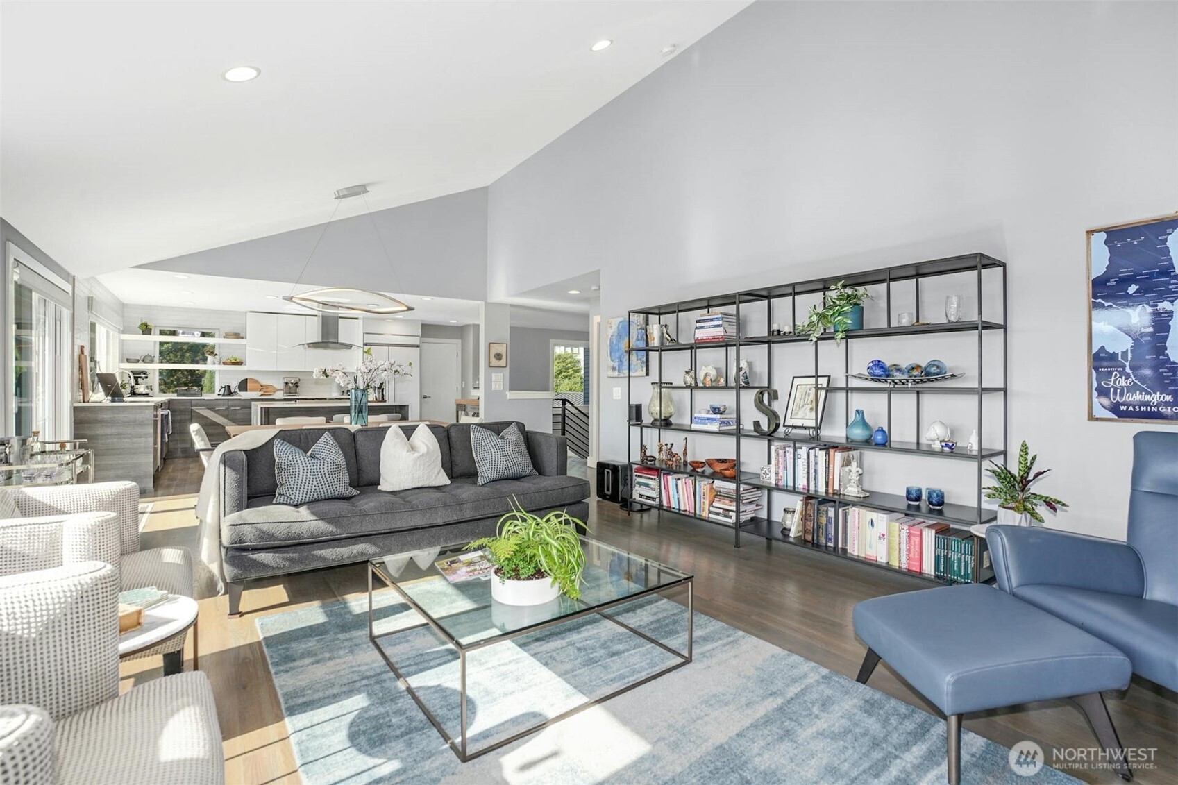 6065 NE 135th Street , Kirkland, WA 98034-1625