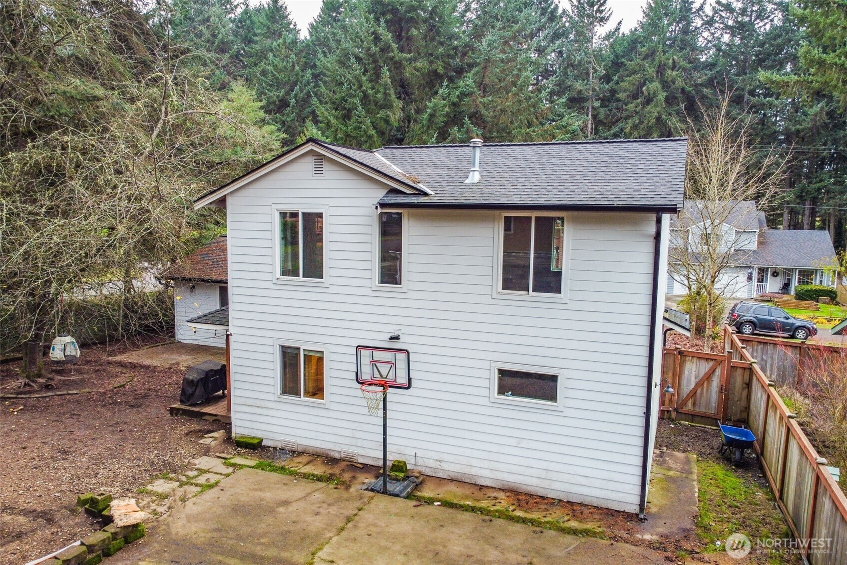 4830 Beverly Drive NE, Olympia, WA 98516