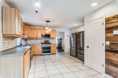 4830 Beverly Drive NE, Olympia, WA 98516 - Photo 6