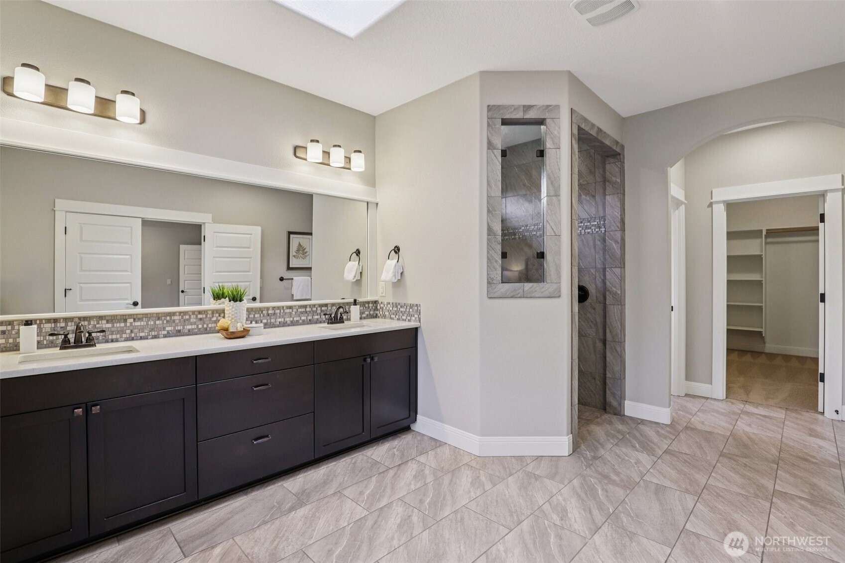 14408 NE 188th Avenue , Brush Prairie, WA 98606