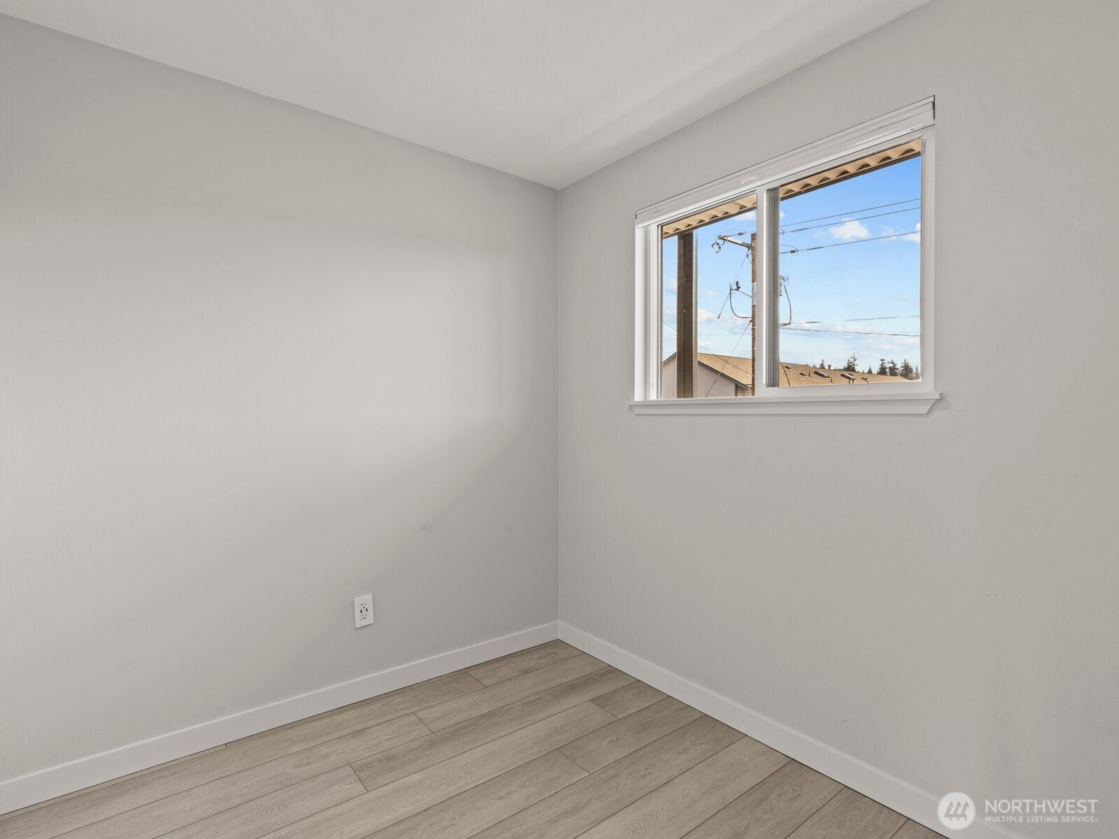 300 2nd Avenue N #2E, Edmonds, WA 98020