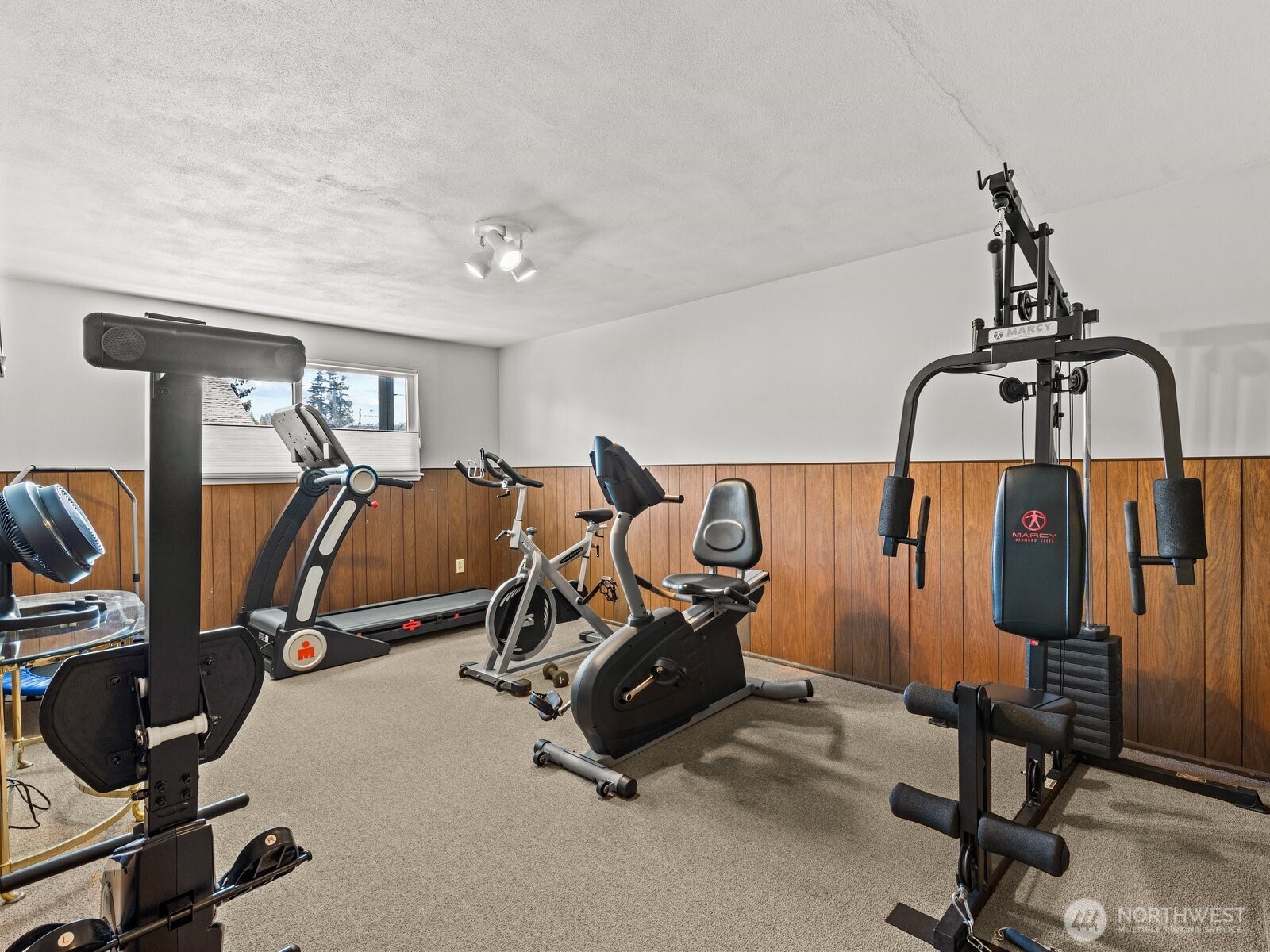 300 2nd Avenue N #2E, Edmonds, WA 98020