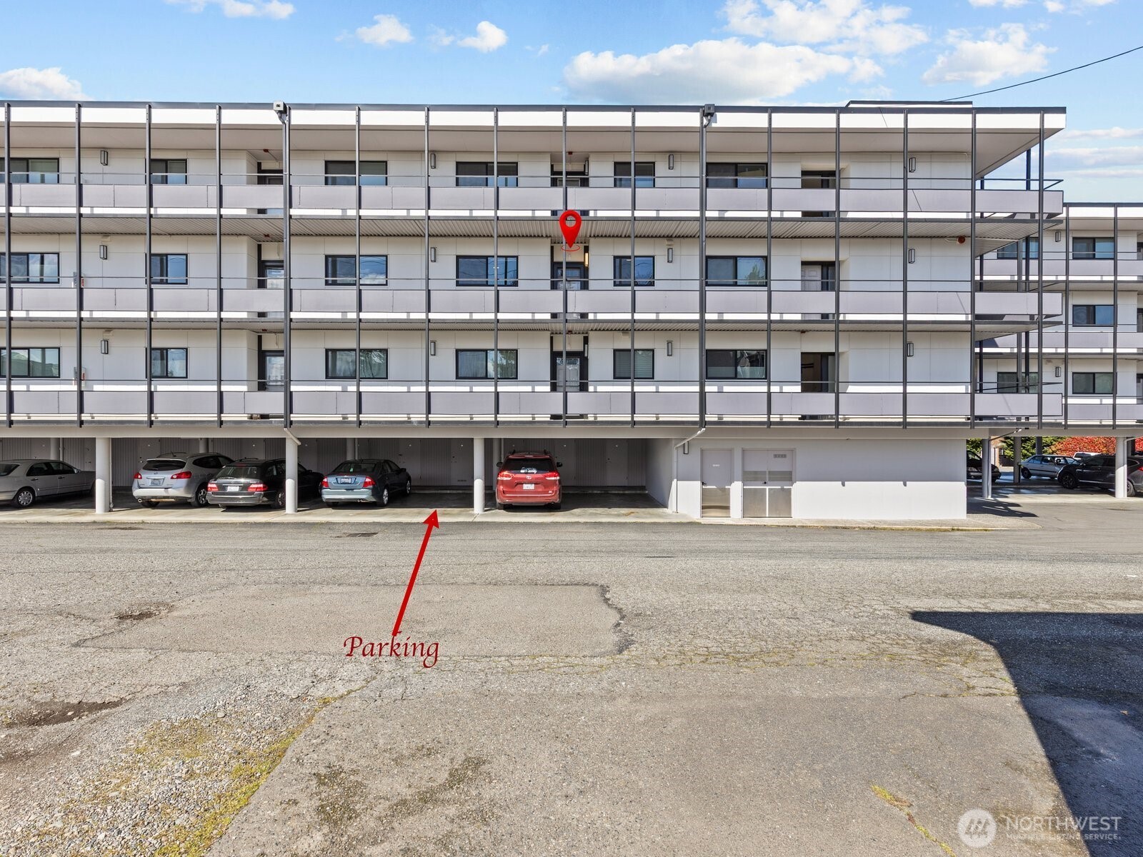 300 2nd Avenue N #2E, Edmonds, WA 98020