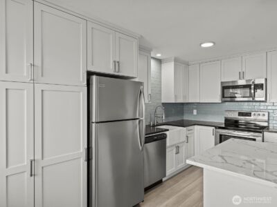 300 2nd Avenue N #2E, Edmonds, WA 98020 - Photo 7