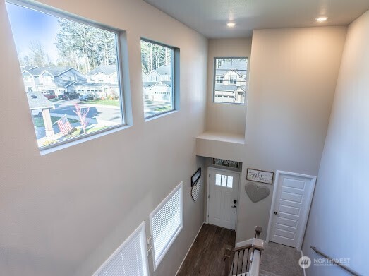 17622 Crossing Drive E, Puyallup, WA 98374