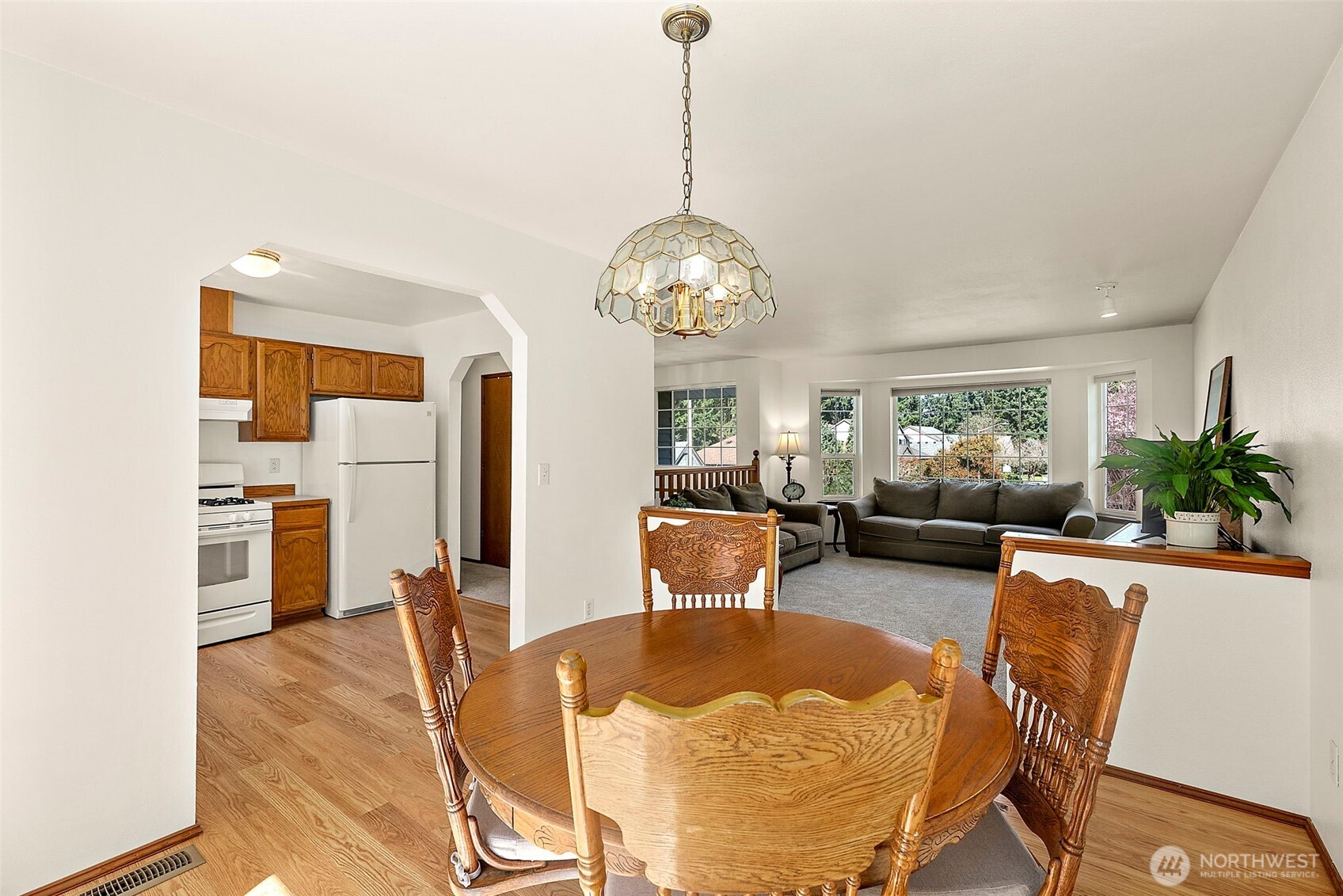 17225 90th Avenue E, Puyallup, WA 98375