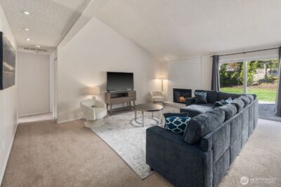315 124th Place NE, Bellevue, WA 98005 - Photo 5