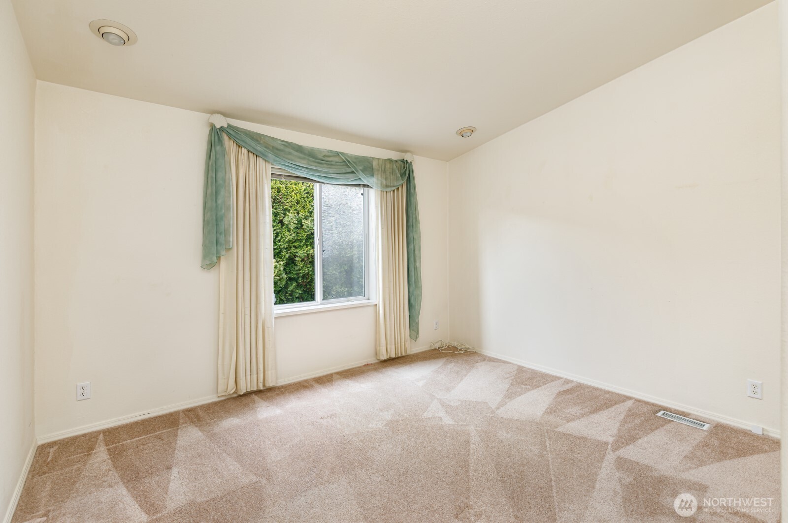 8118 20th Lane SE #93, Lacey, WA 98503