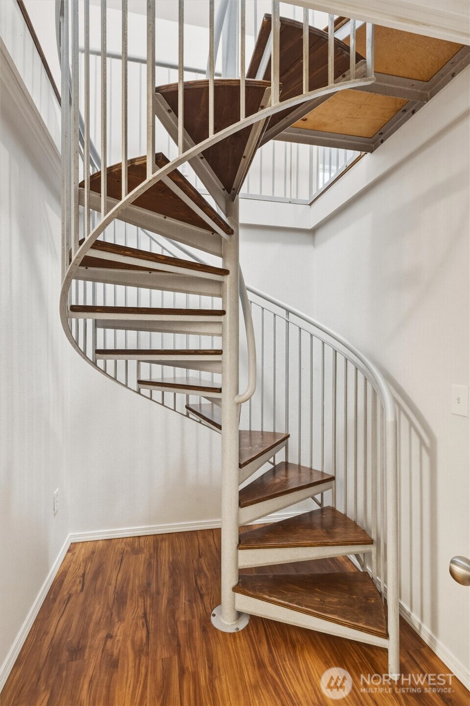 4145 Glendale Road , Clinton, WA 98236