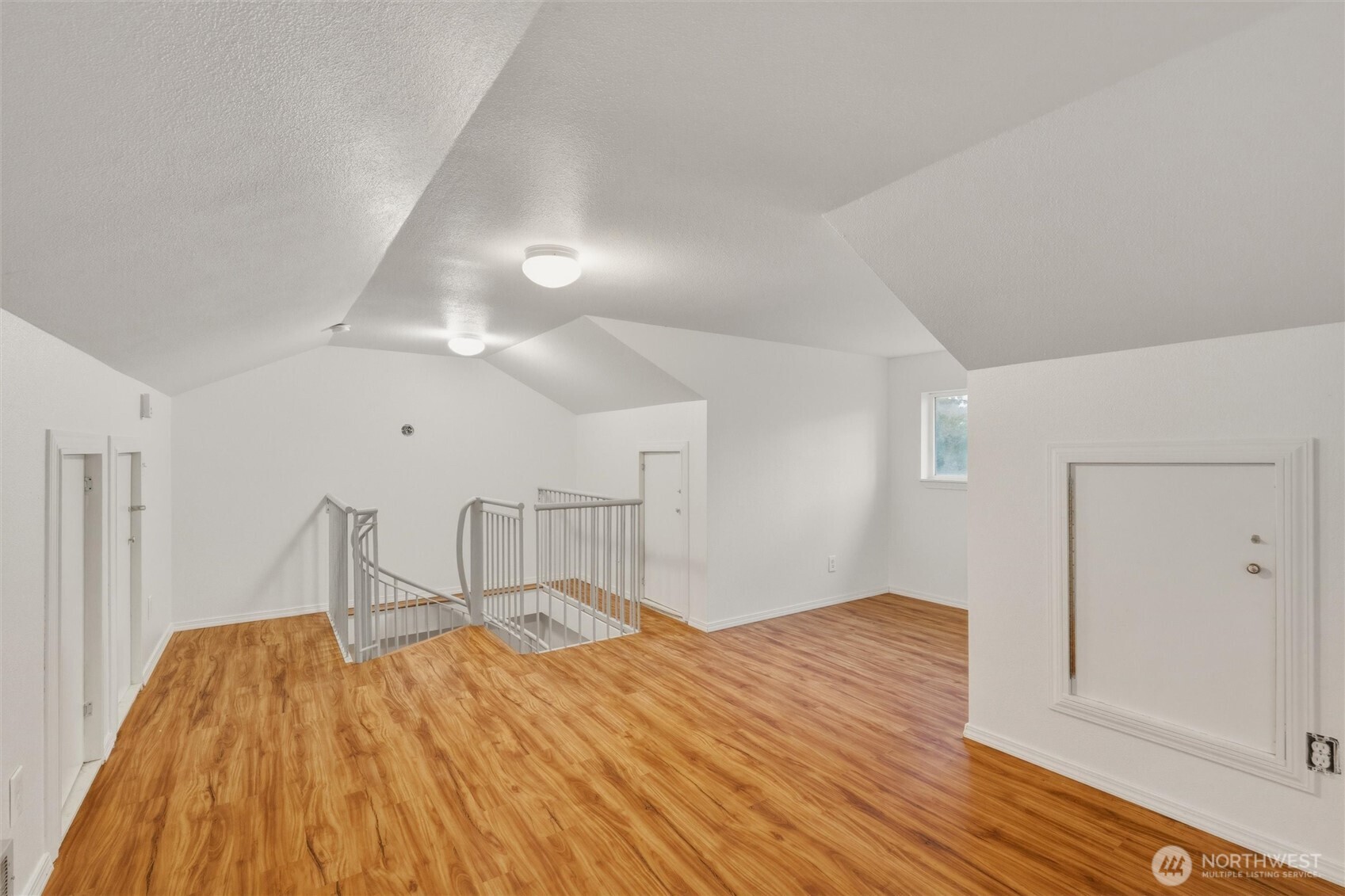 4145 Glendale Road , Clinton, WA 98236