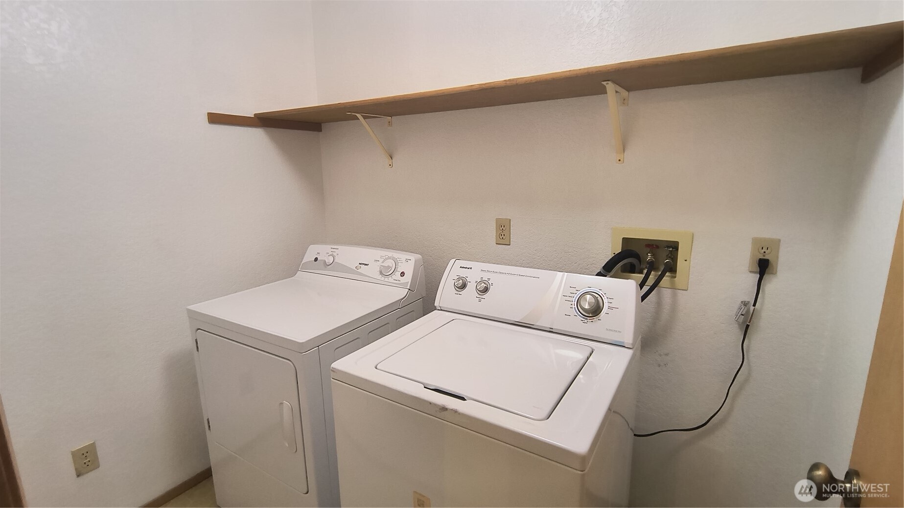 13232 Ambaum Boulevard SW, Burien, WA 98146