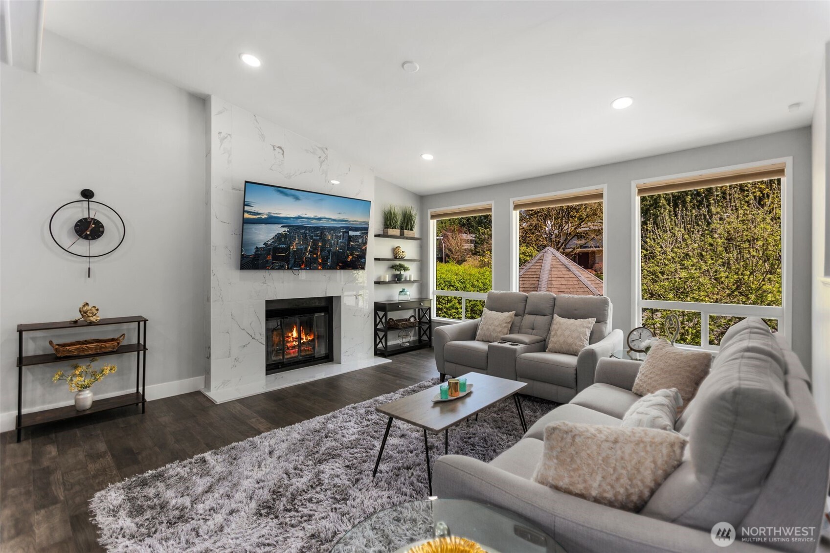 1525 218th Place NE, Sammamish, WA 98074