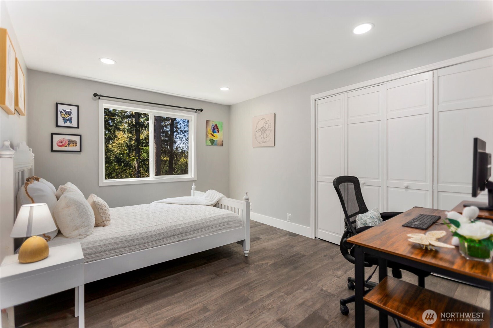 1525 218th Place NE, Sammamish, WA 98074