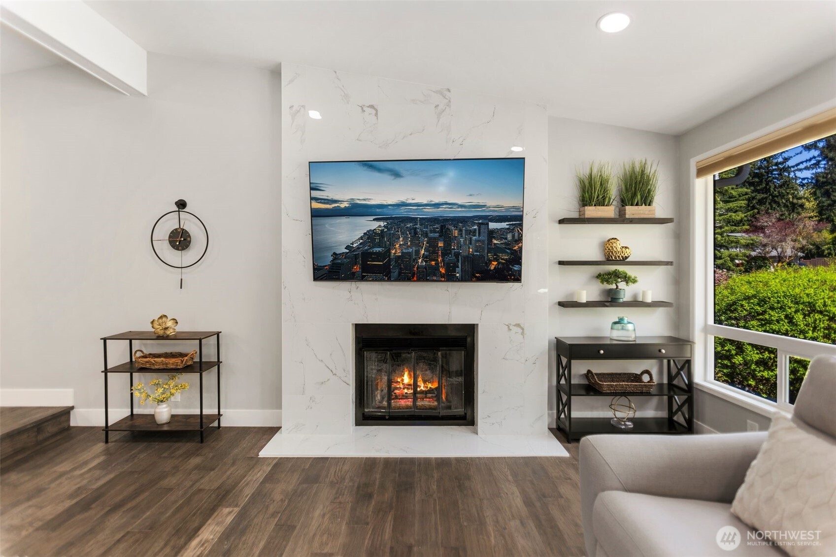 1525 218th Place NE, Sammamish, WA 98074