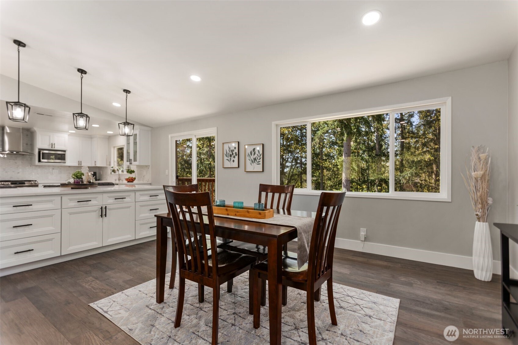 1525 218th Place NE, Sammamish, WA 98074