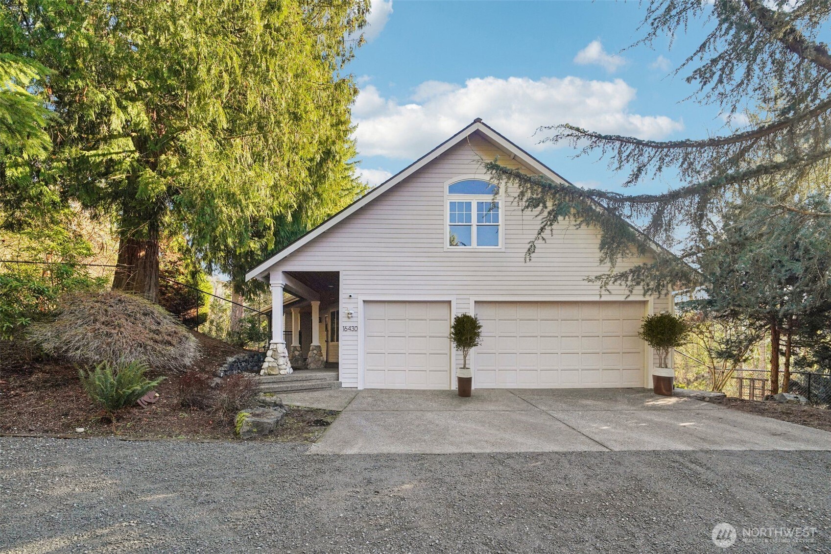 16430 266th Avenue SE, Issaquah, WA 98027