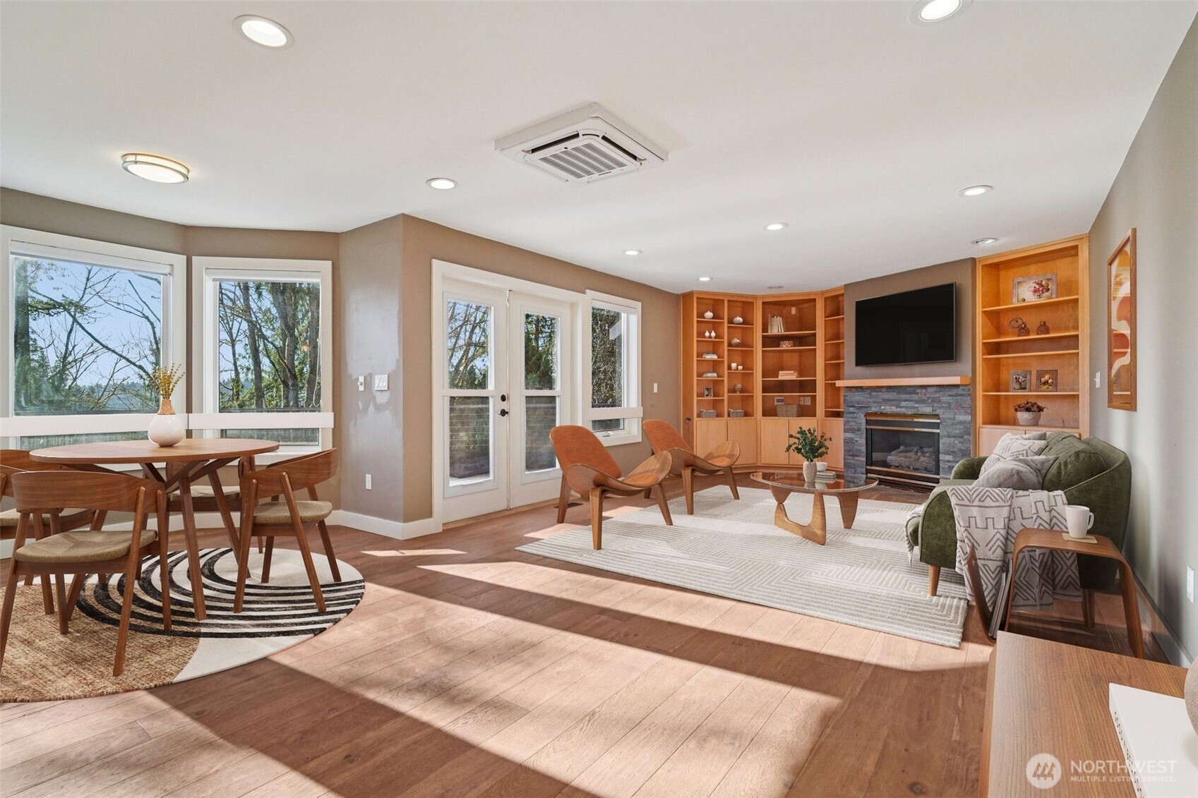 16430 266th Avenue SE, Issaquah, WA 98027