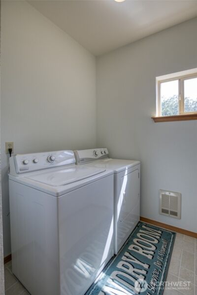 1399 Storm King Avenue SW, Ocean Shores, WA 98569 - Photo 11