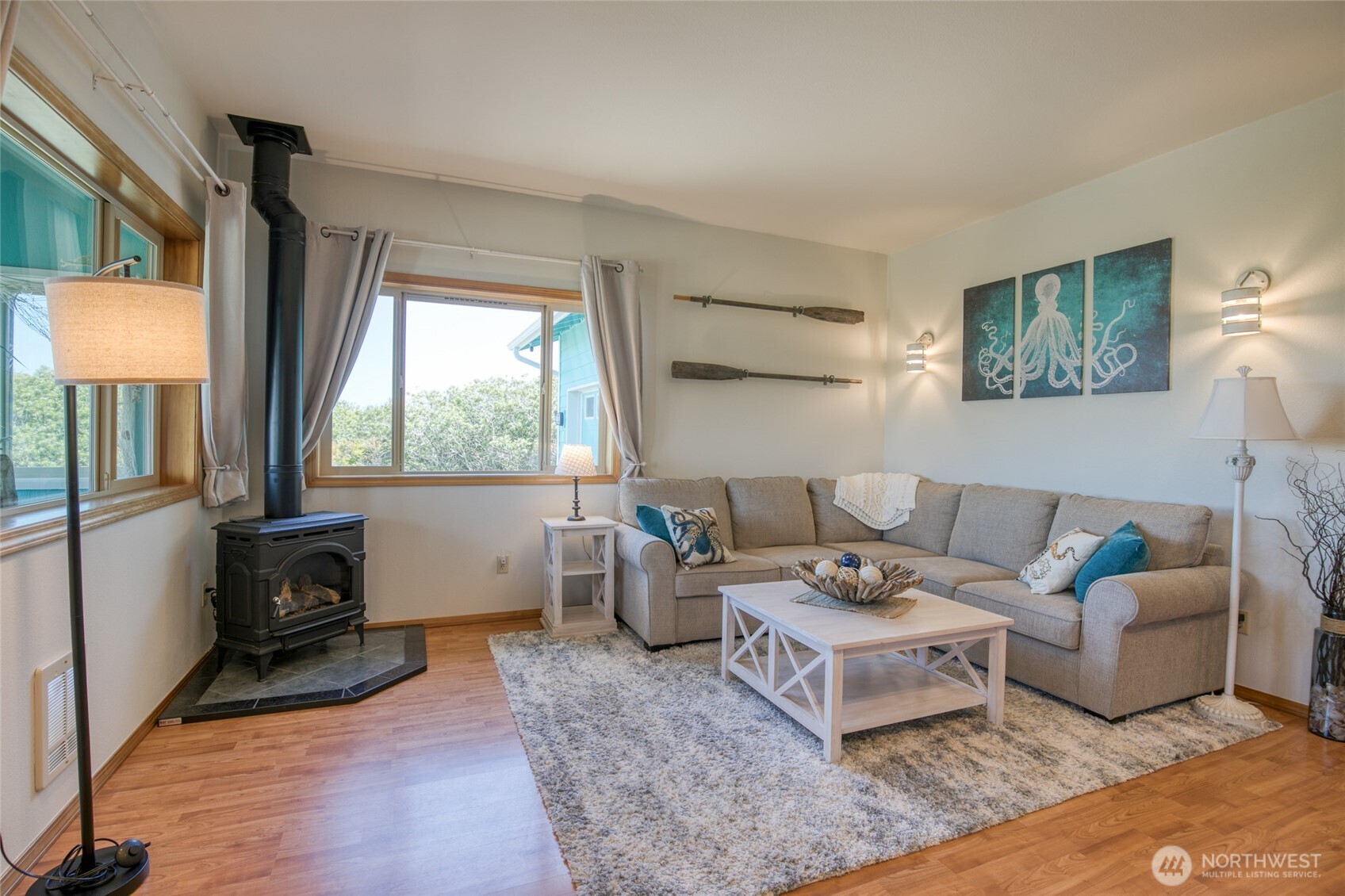 1399 Storm King Avenue SW, Ocean Shores, WA 98569