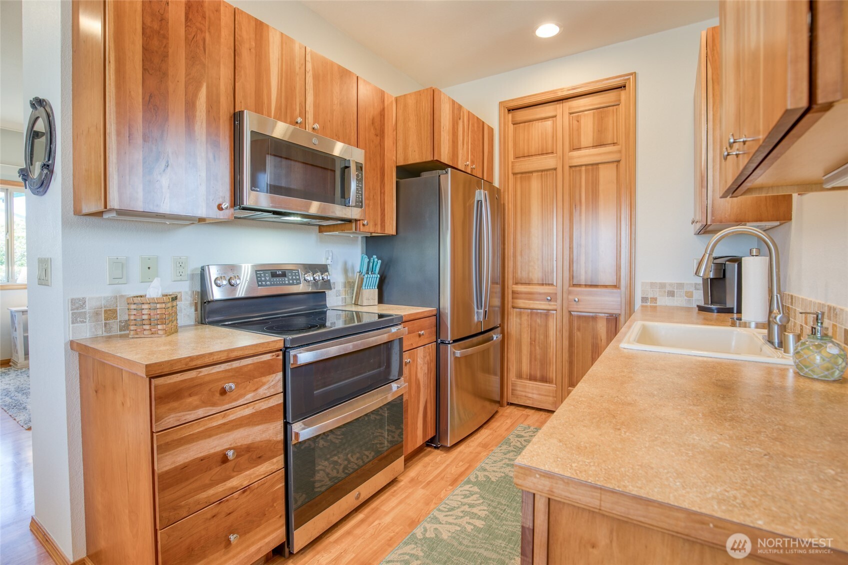 1399 Storm King Avenue SW, Ocean Shores, WA 98569