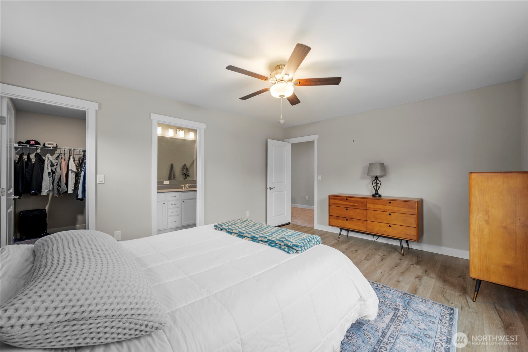 22401 N Alcazar Avenue , Arlington, WA 98223