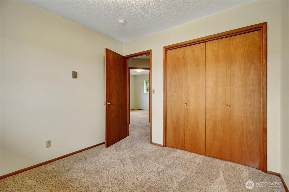 21620 88th Drive NE, Arlington, WA 98223