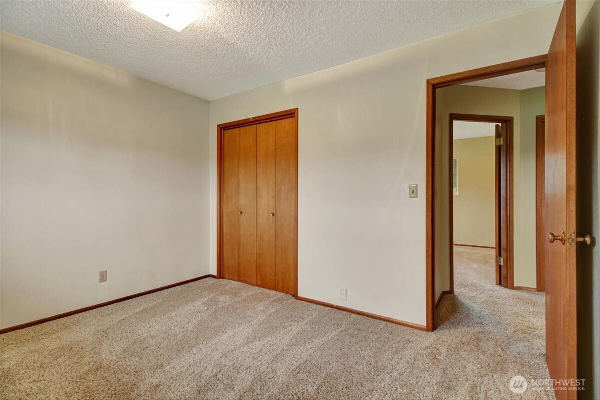 21620 88th Drive NE, Arlington, WA 98223