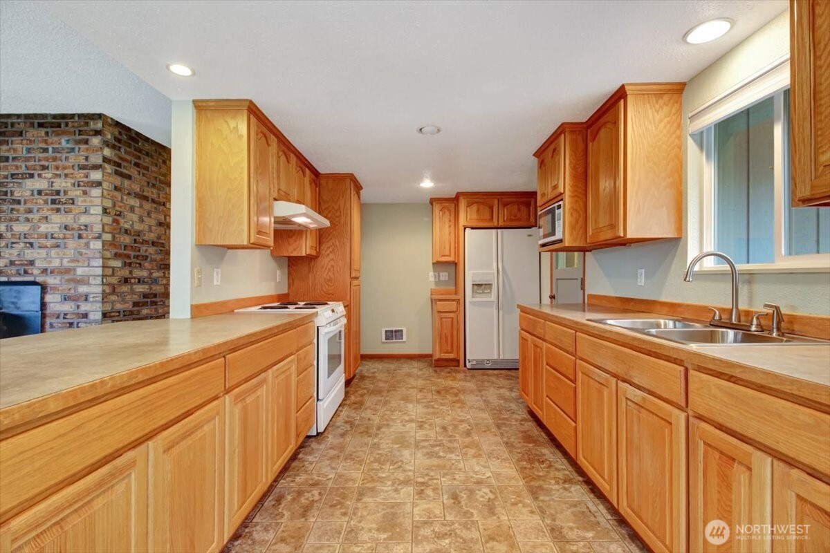 21620 88th Drive NE, Arlington, WA 98223