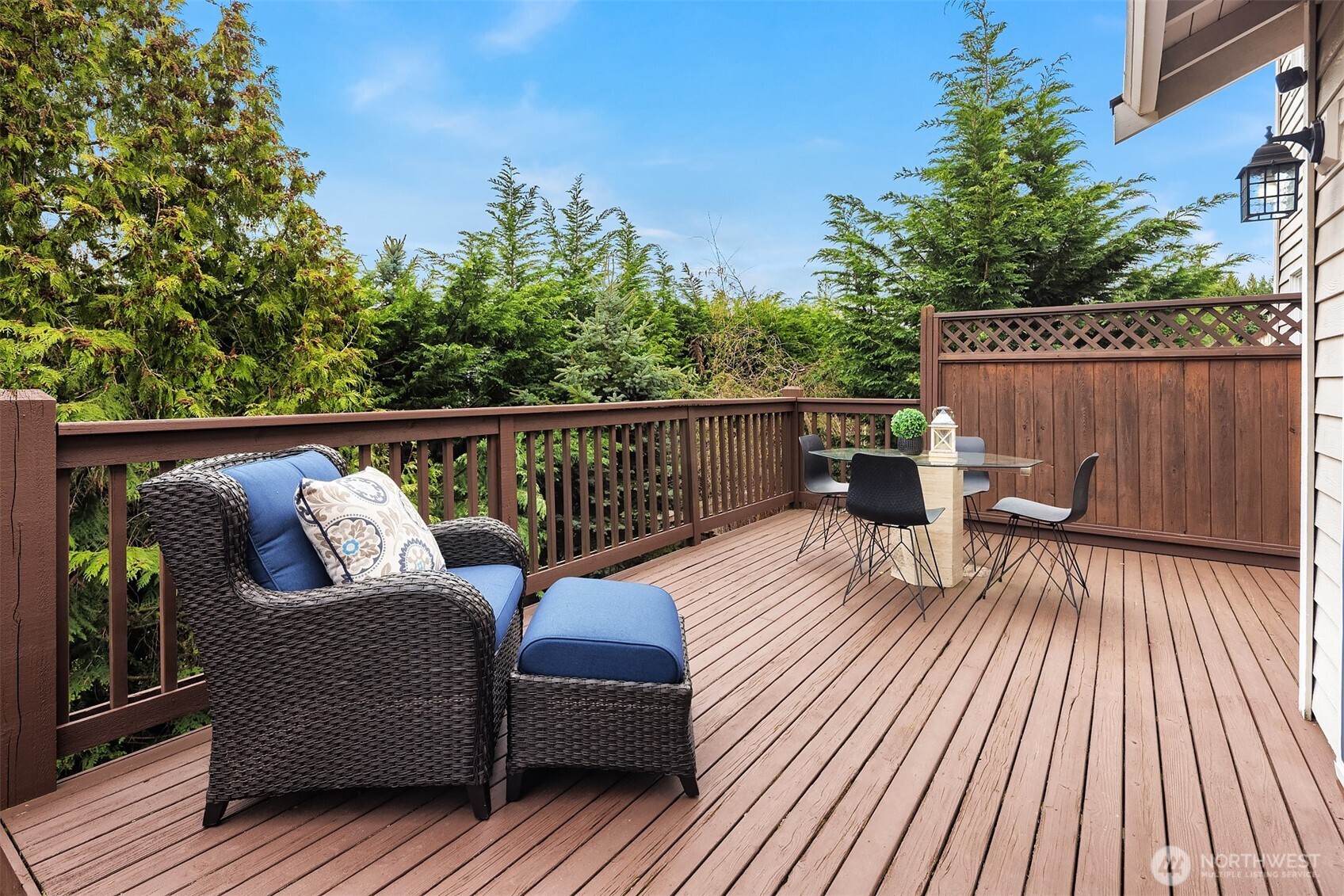 1734 Ilwaco Avenue NE, Renton, WA 98059-4237