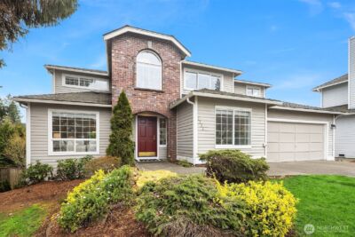 1734 Ilwaco Avenue NE, Renton, WA 98059-4237 - Photo 2