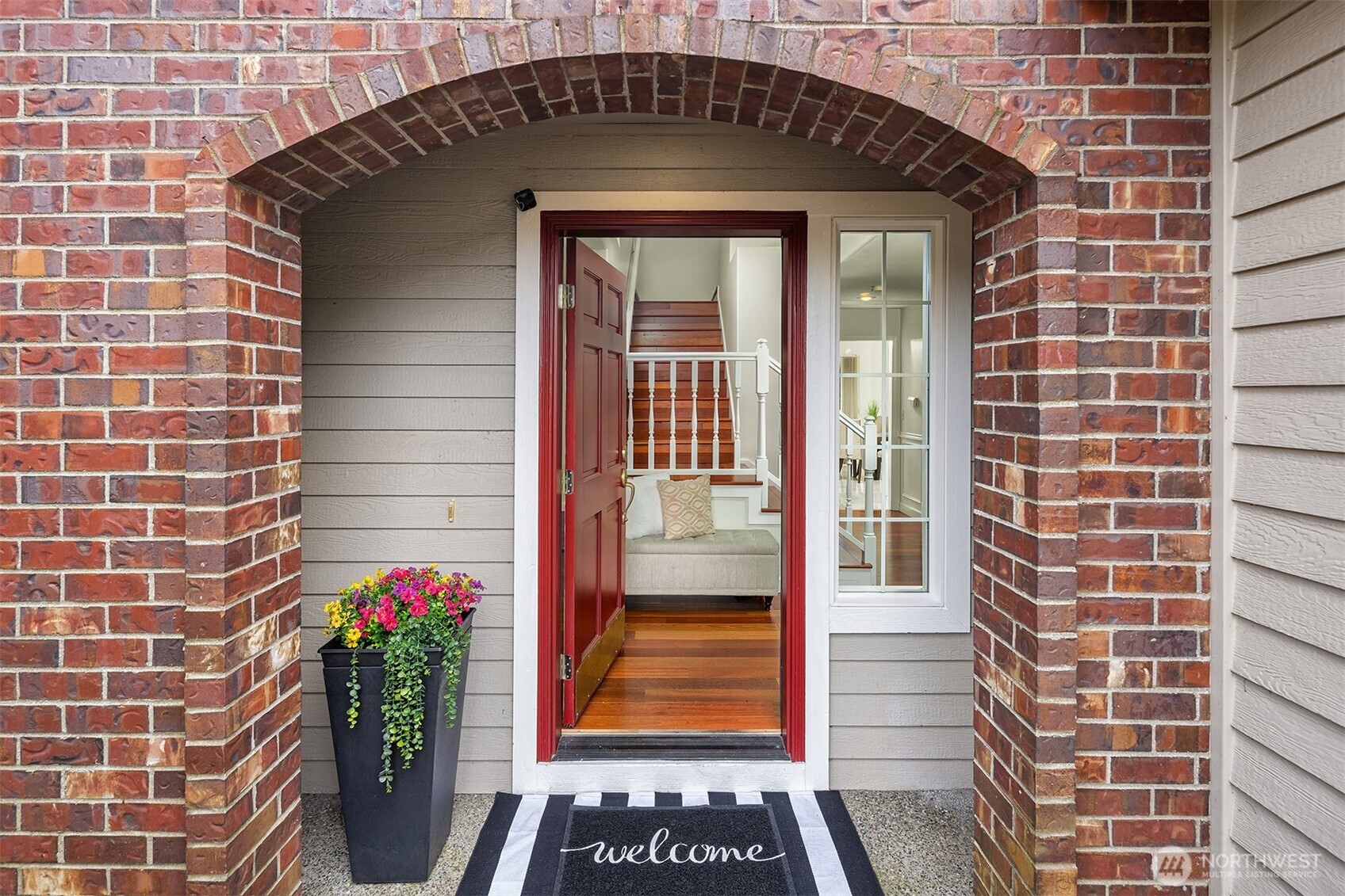 1734 Ilwaco Avenue NE, Renton, WA 98059-4237