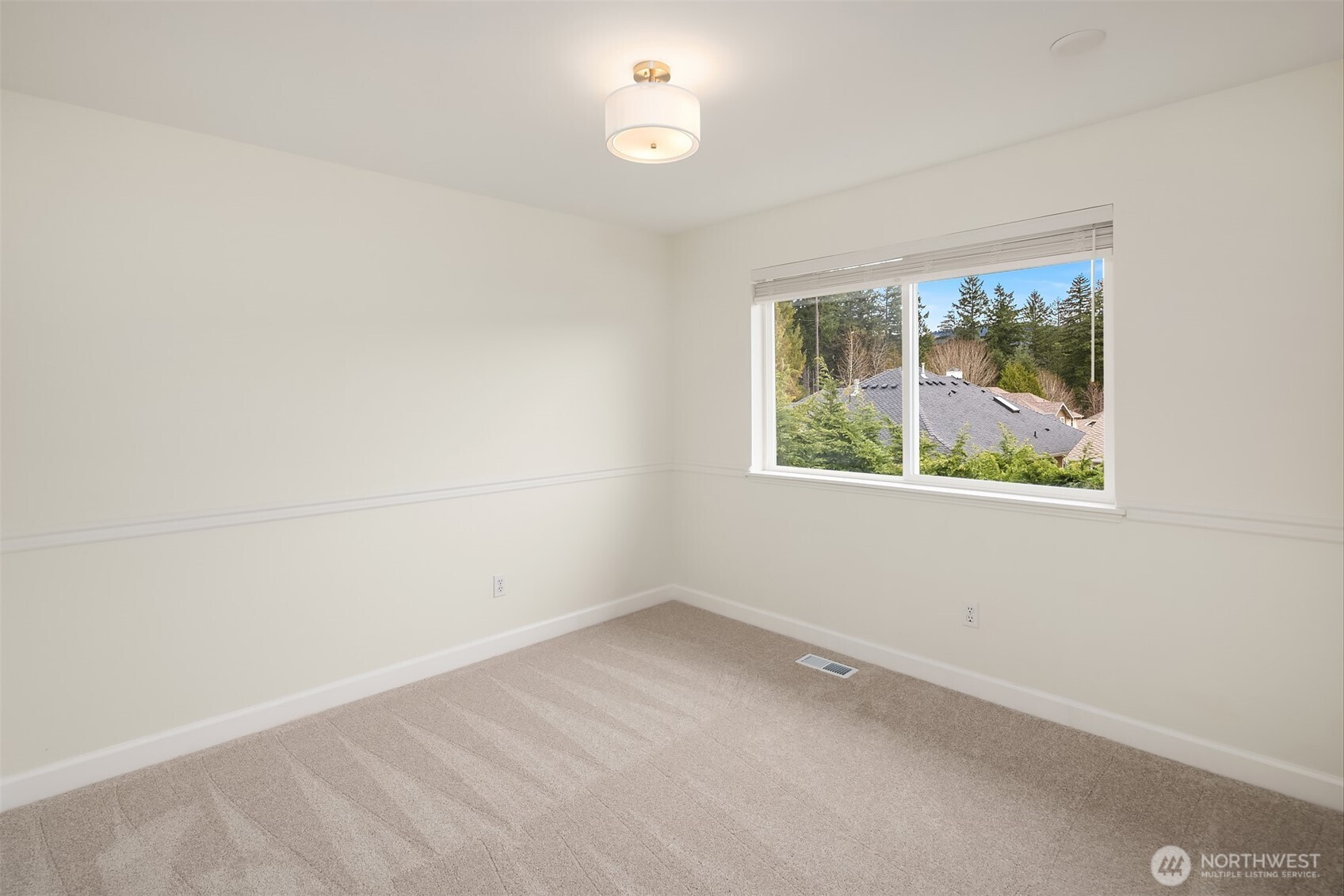 1734 Ilwaco Avenue NE, Renton, WA 98059-4237