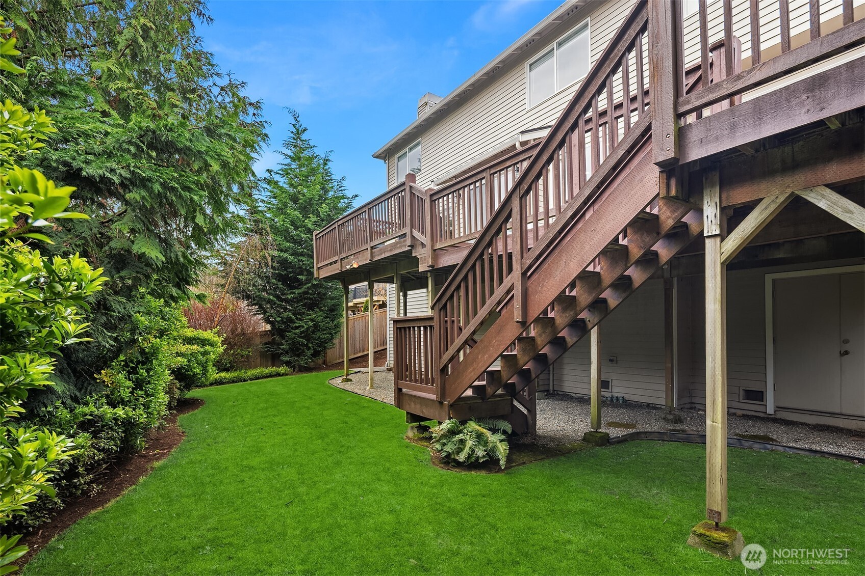 1734 Ilwaco Avenue NE, Renton, WA 98059-4237