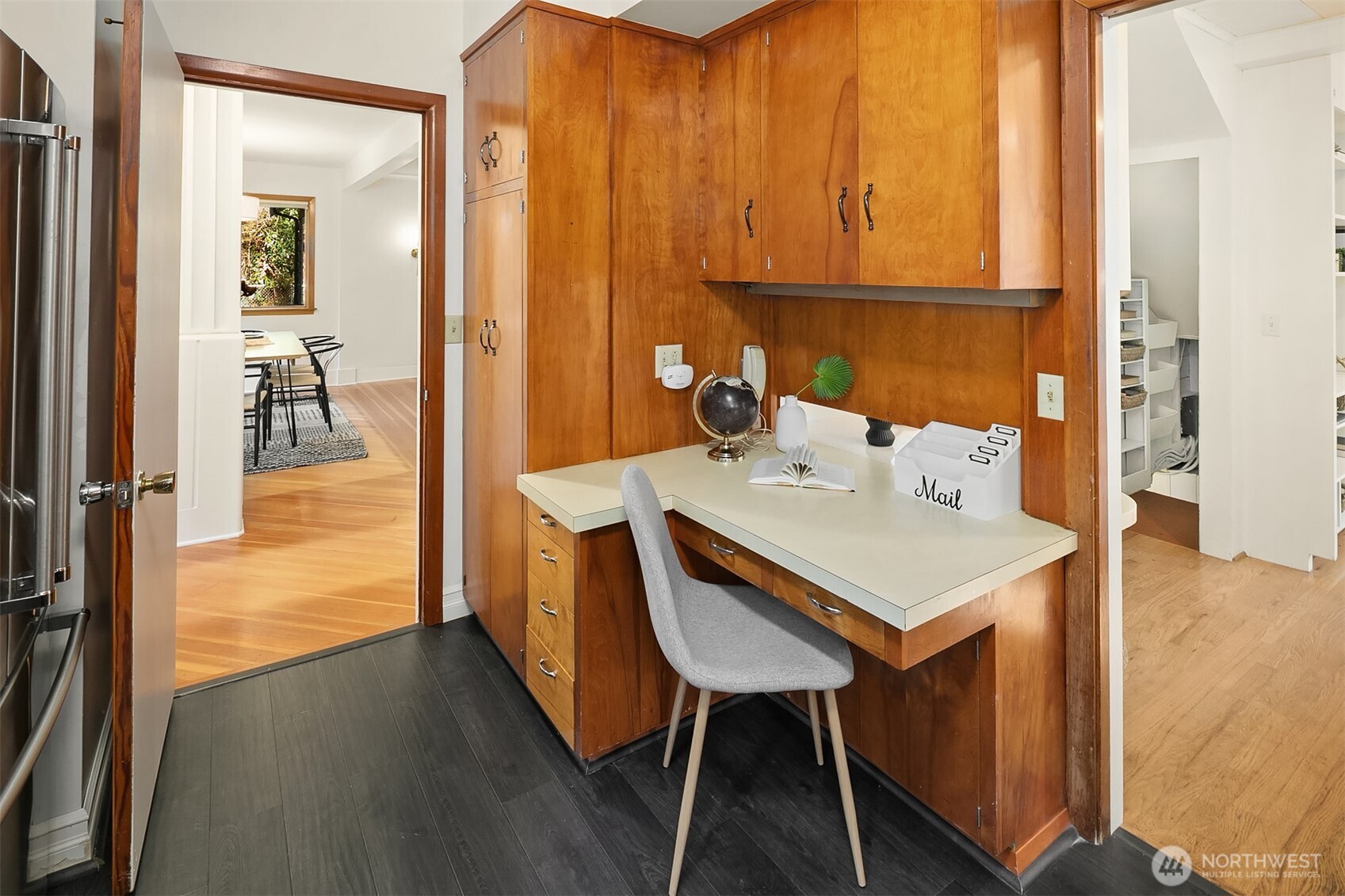 4240 W Cramer Street , Seattle, WA 98199-1005