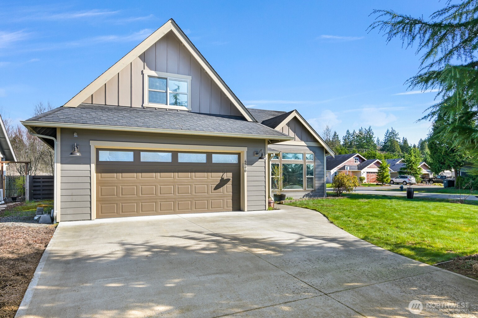 4590 Elmwood Drive , Blaine, WA 98230