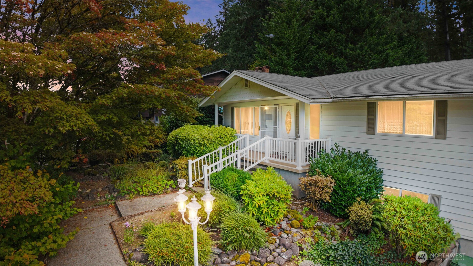 11210 111th Street SW, Lakewood, WA 98498-1333