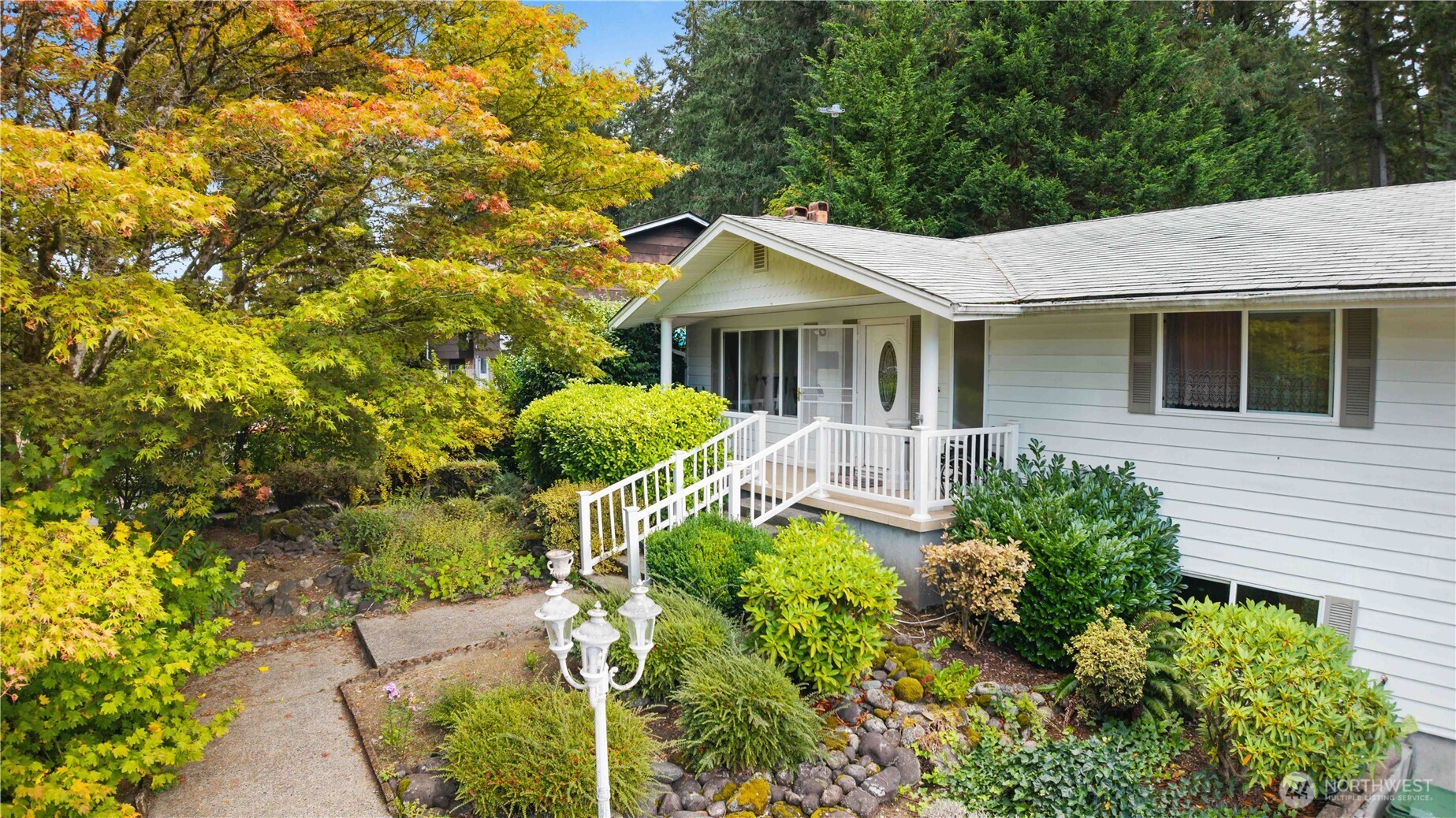 11210 111th Street SW, Lakewood, WA 98498-1333