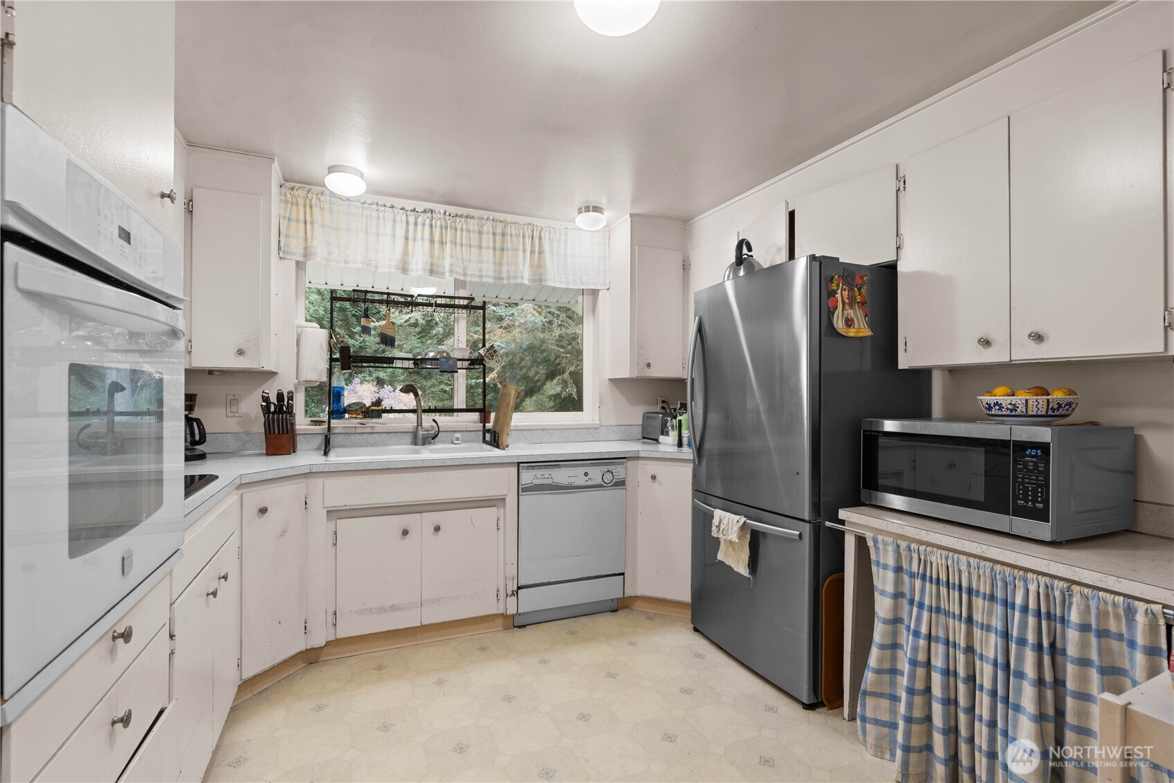 11210 111th Street SW, Lakewood, WA 98498-1333