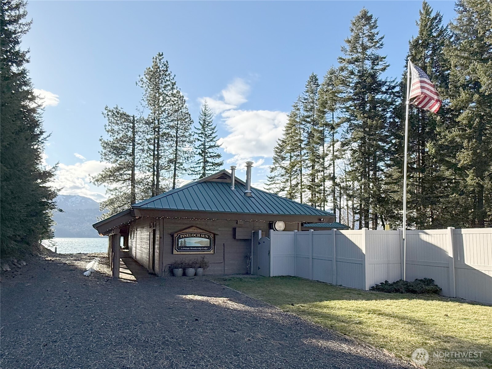 100 Lakeview Drive , Ronald, WA 98940