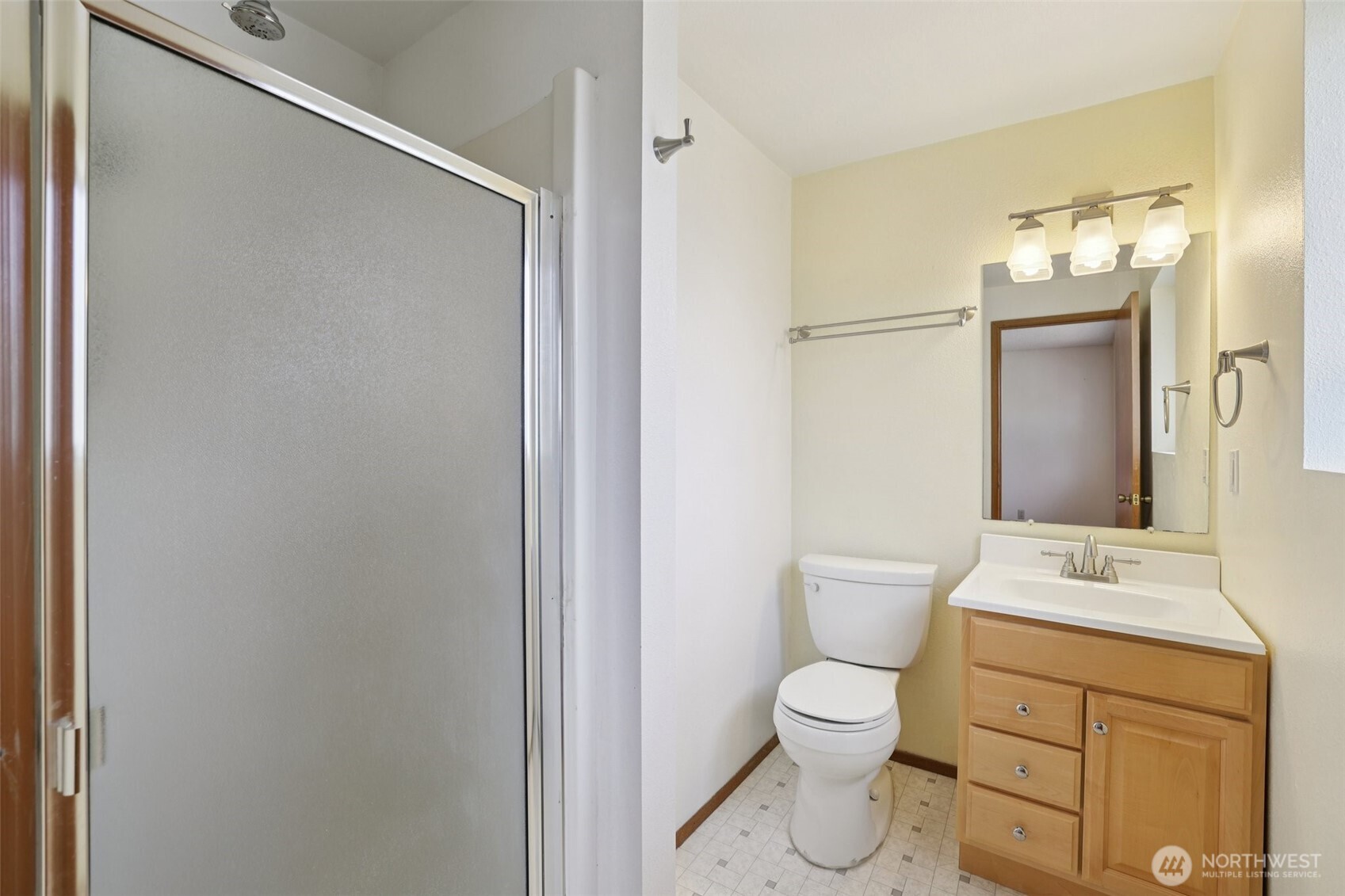 11208 SE 234th Place , Kent, WA 98031