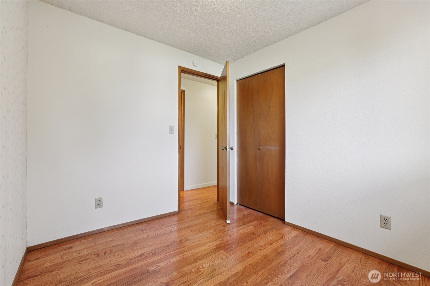 11208 SE 234th Place , Kent, WA 98031