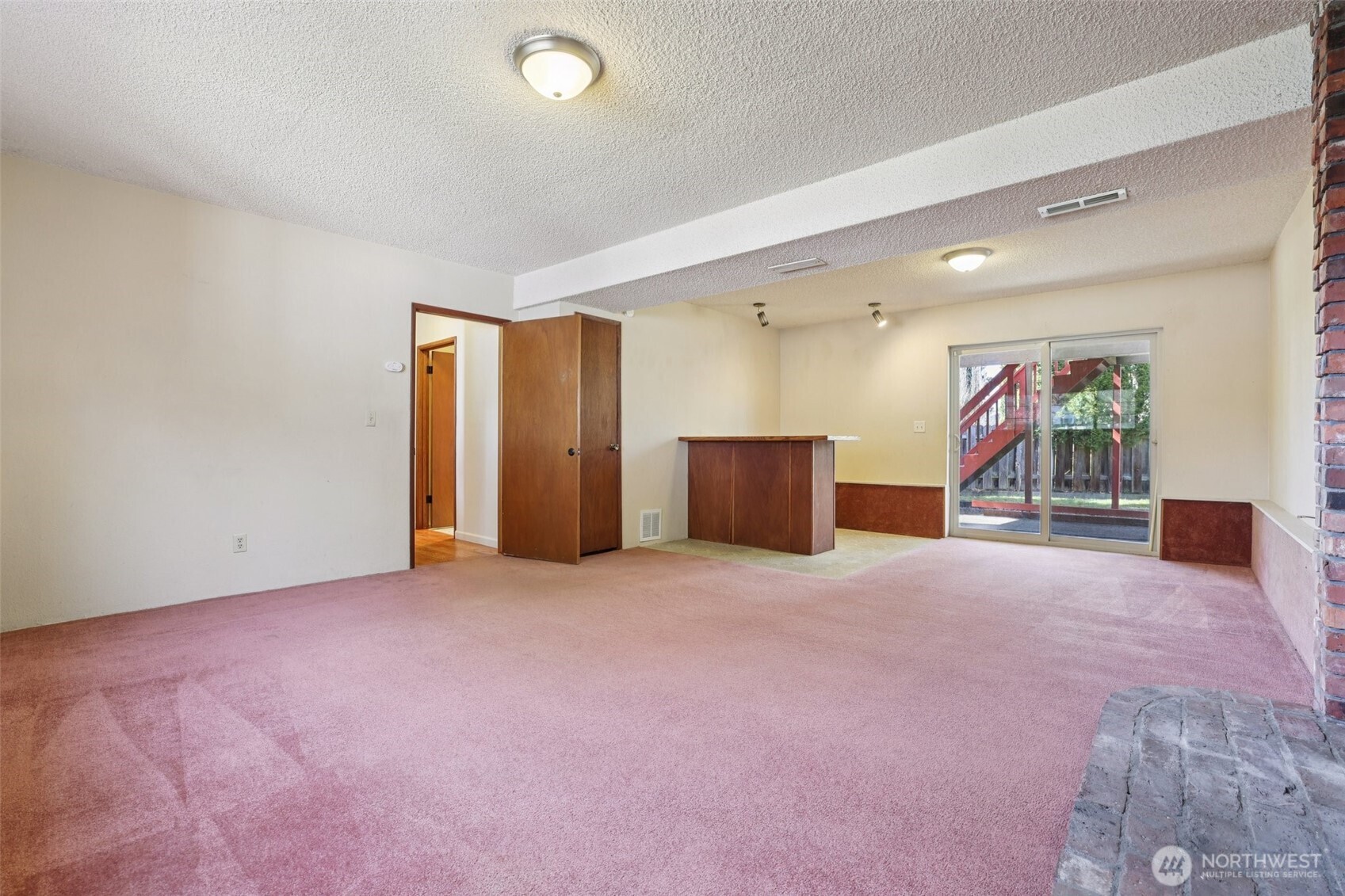 11208 SE 234th Place , Kent, WA 98031