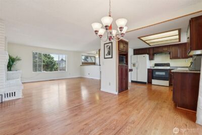 11208 SE 234th Place , Kent, WA 98031 - Photo 8