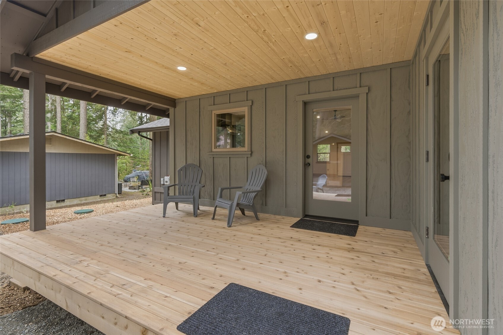 11408 Laurel Place , Anderson Island, WA 98303